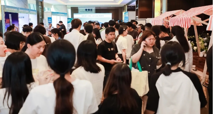 emc易倍·(中国)体育官方网站-EMC SPORTS